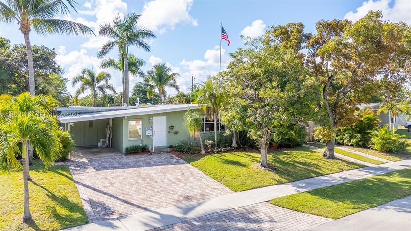 Live just minutes from the beach in this 3 bedroom, 2 bathroom - Beach Home for sale in Pompano Beach, Florida on Beachhouse.com