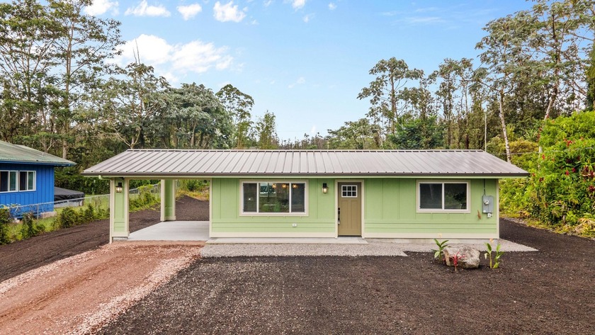 Don't miss this beautifully built 2-bedroom, 1-bath home - Beach Home for sale in Pahoa, Hawaii on Beachhouse.com