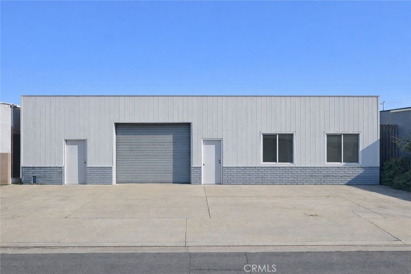 Prime Long Beach owner-user opportunity in a highly desirable - Beach Commercial for sale in Long Beach, California on Beachhouse.com