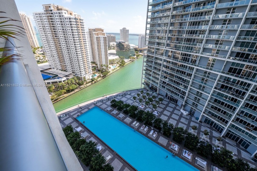 Stunning 2 bed, 2 bath condo nestled on the 25th floor of the - Beach Condo for sale in Miami, Florida on Beachhouse.com