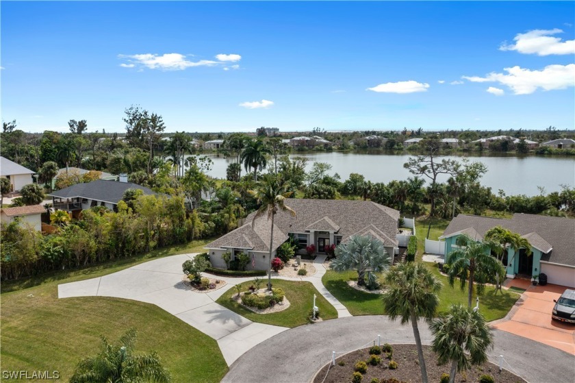 Welcome to McGregor Pines. This beautifully kept single family - Beach Home for sale in Fort Myers, Florida on Beachhouse.com