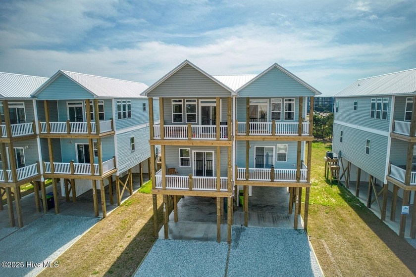 Welcome to your dream beach retreat in serene North Topsail - Beach Townhome/Townhouse for sale in North Topsail Beach, North Carolina on Beachhouse.com