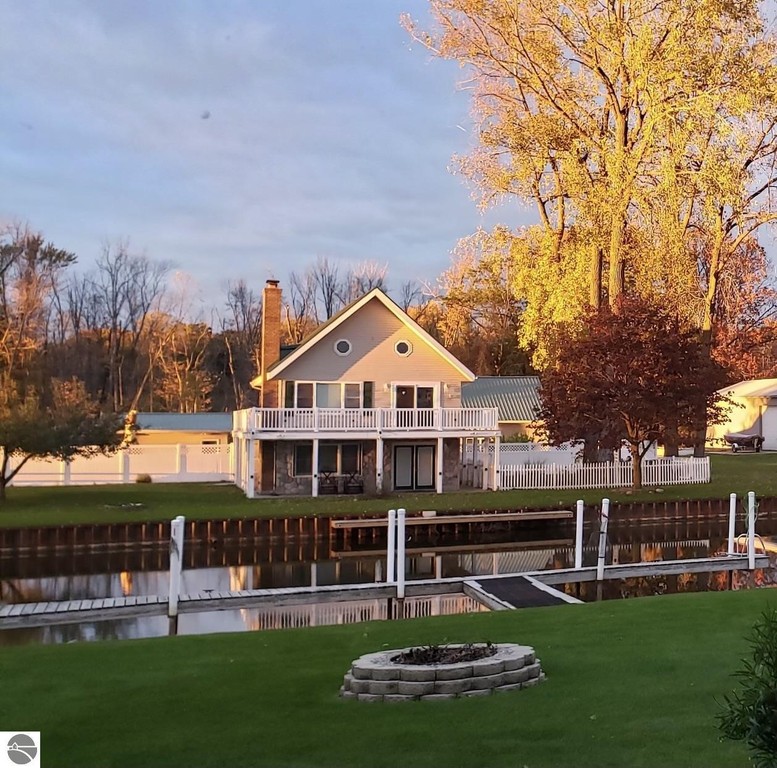 We are so excited to offer this dream home for your pleasure - Beach Home for sale in Au Gres, Michigan on Beachhouse.com