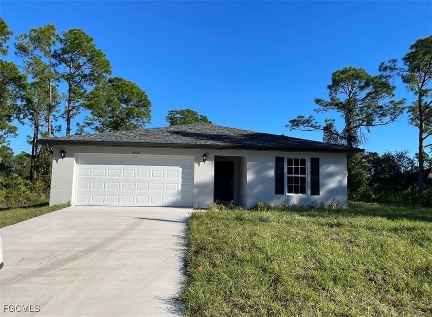 Do not miss your chance to make this beautiful, 3-bedroom - Beach Home for sale in Lehigh Acres, Florida on Beachhouse.com