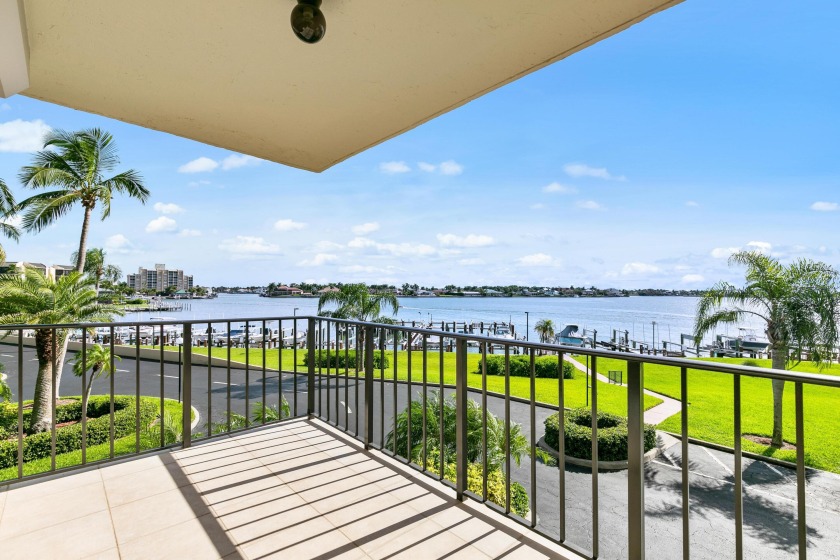 Located in the highly desirable Shipp's Landing. This 2nd floor - Beach Condo for sale in Marco Island, Florida on Beachhouse.com