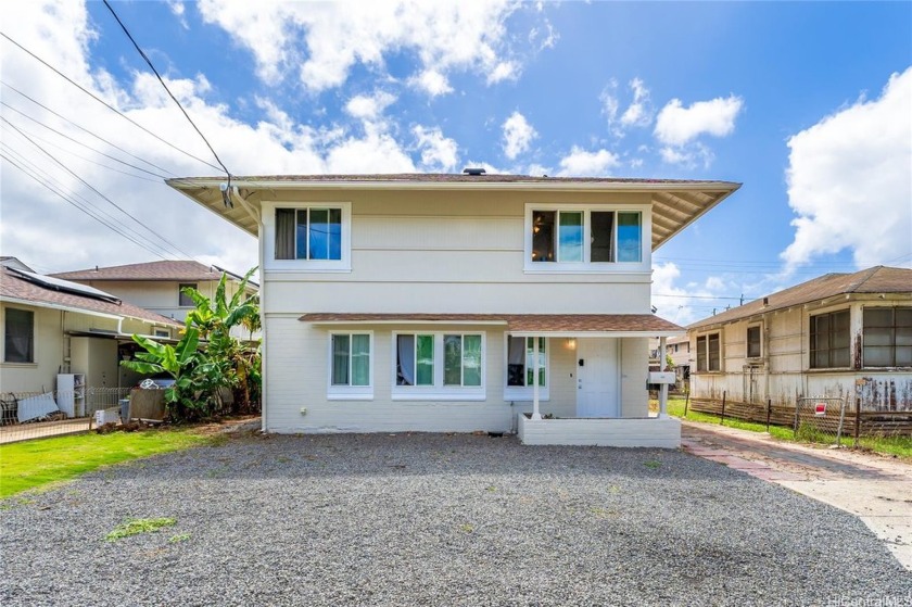 RARE OPPORTUNITY! Don't miss this A-2 zoned, beautifully - Beach Home for sale in Honolulu, Hawaii on Beachhouse.com