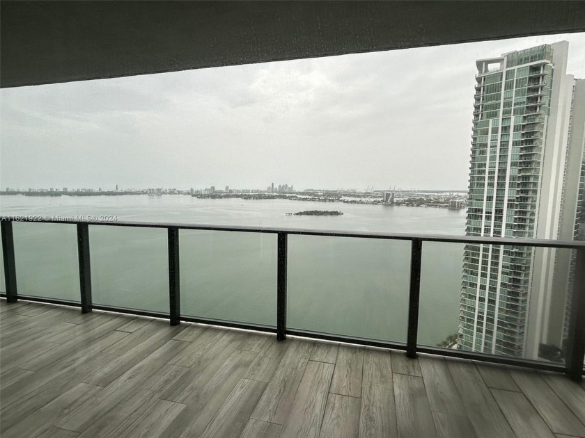 2 Bedroom 3 Bath Plus Den with Direct Breathtaking Water view - Beach Condo for sale in Miami, Florida on Beachhouse.com