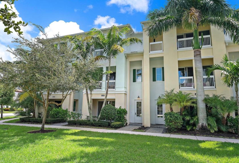 Beautiful & Largest Townhouse in Alton Offering 2750 Living Sq - Beach Townhome/Townhouse for sale in Palm Beach Gardens, Florida on Beachhouse.com