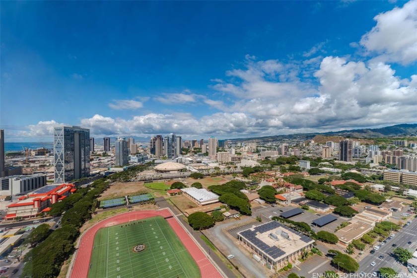 ENJOY LIVING AT A GREAT LOCATION WITH BREATHTAKING OPEN - Beach Condo for sale in Honolulu, Hawaii on Beachhouse.com