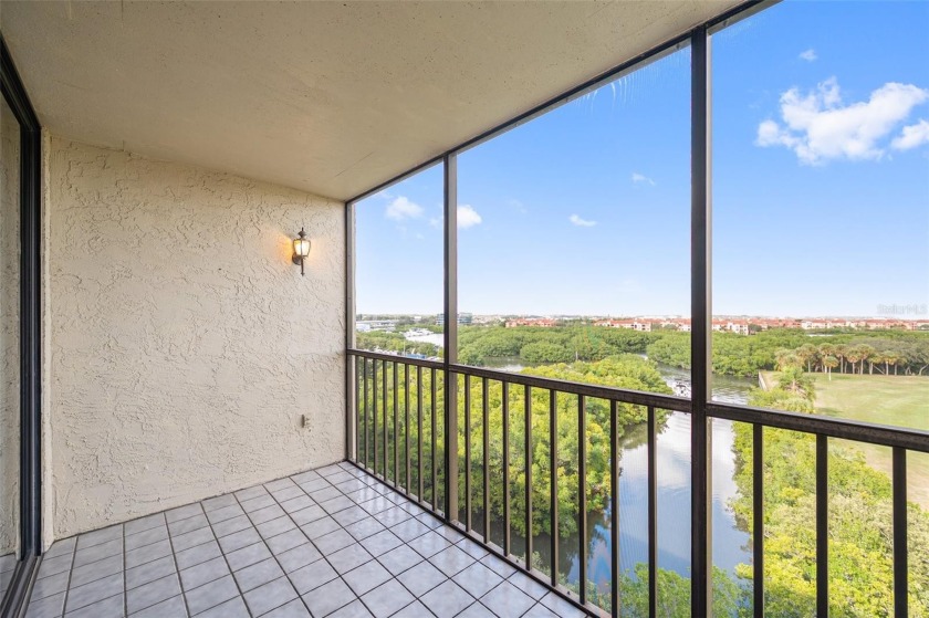 Under contract-accepting backup offers. Discover the ultimate - Beach Condo for sale in Clearwater, Florida on Beachhouse.com