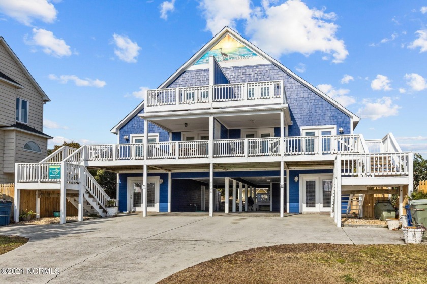 Inviting ocean view townhome just steps away from boardwalk - Beach Townhome/Townhouse for sale in Emerald Isle, North Carolina on Beachhouse.com