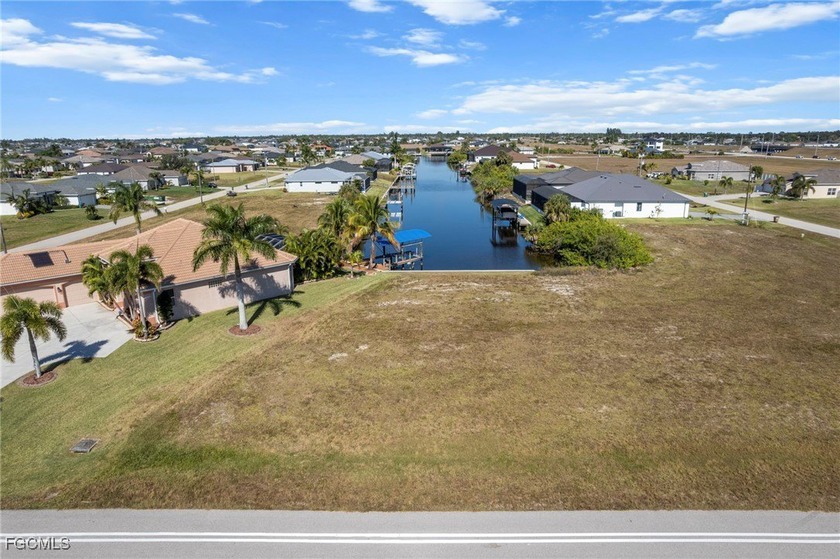 PRIME GULF ACCESS LOT! OVERLOOKING THE CANAL FOR THE BEST VIEW - Beach Lot for sale in Cape Coral, Florida on Beachhouse.com