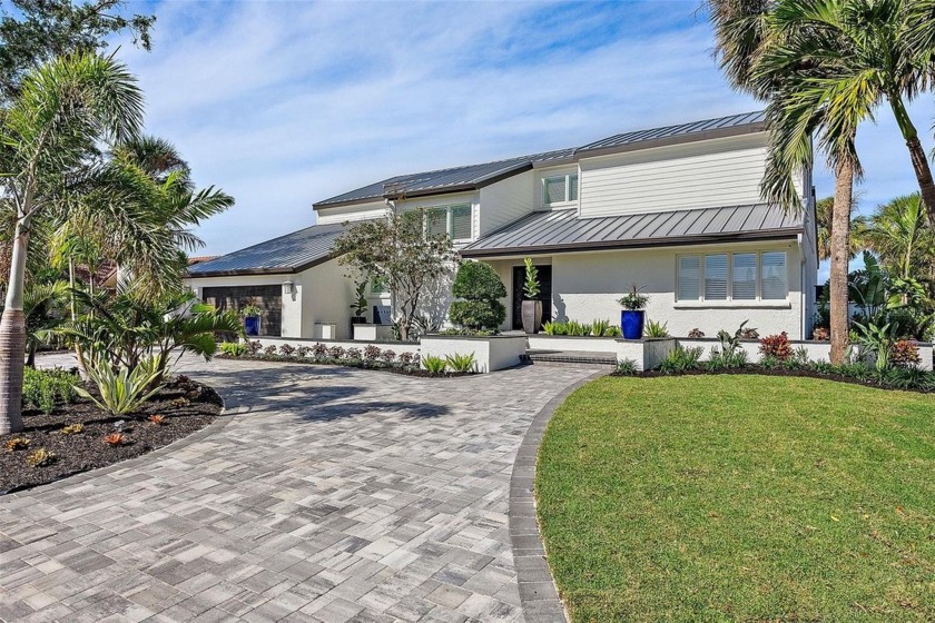 Under contract-accepting backup offers. MODERN MASTERPIECE - a - Beach Home for sale in St. Petersburg, Florida on Beachhouse.com