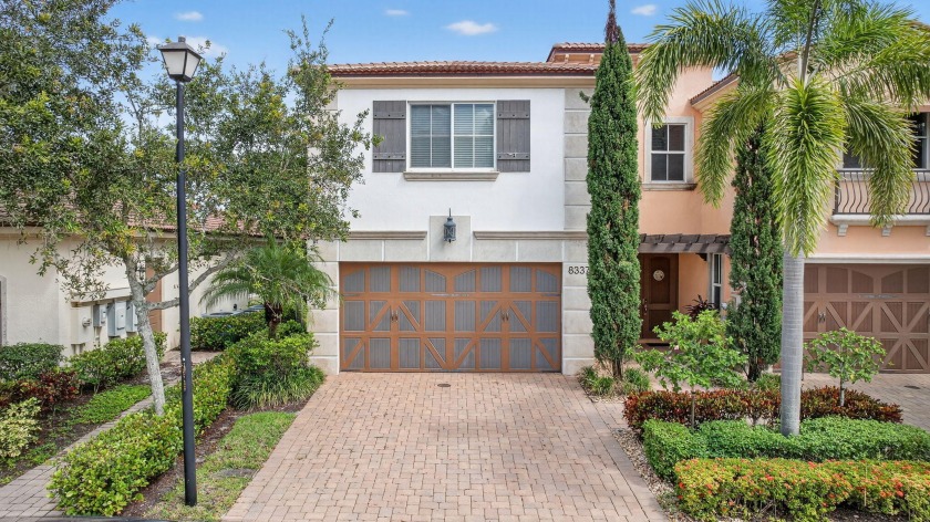 Spacious 3-bedroom, 2.5-bathroom corner unit townhome offering - Beach Townhome/Townhouse for sale in West Palm Beach, Florida on Beachhouse.com