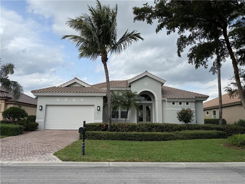 Welcome to this beautifully updated home!   This 4-bedroom - Beach Home for sale in Fort Myers, Florida on Beachhouse.com