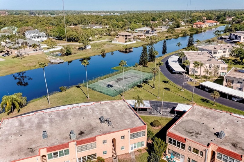 Seller is Offering a Credit Towards Buyer's Closing Costs! - Beach Condo for sale in Seminole, Florida on Beachhouse.com