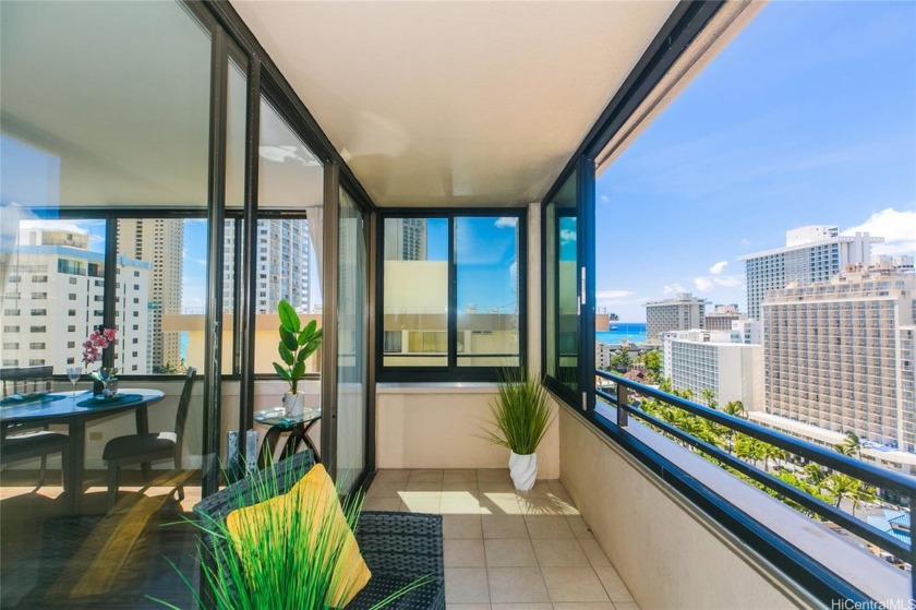 Welcome to your new life at Waikiki Skytower. Discover refined - Beach Condo for sale in Honolulu, Hawaii on Beachhouse.com