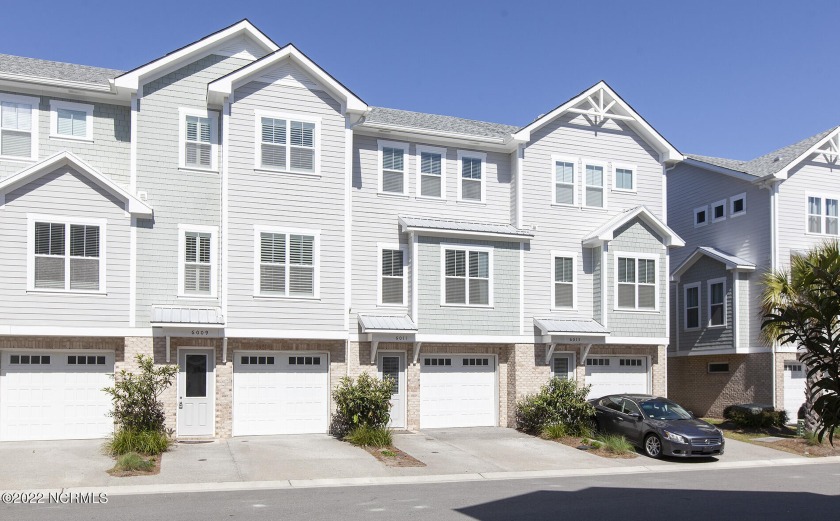Embrace the coastal lifestyle with this beautiful townhome in - Beach Townhome/Townhouse for sale in Wilmington, North Carolina on Beachhouse.com