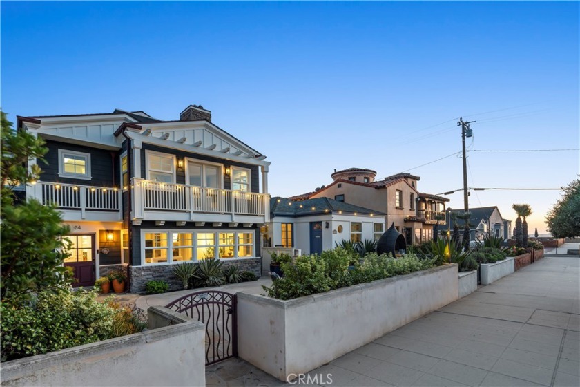 Welcome to 34 17th Street, a rare opportunity to own property on - Beach Home for sale in Hermosa Beach, California on Beachhouse.com