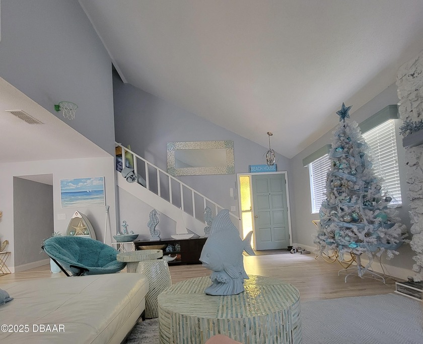 Beautifully Renovated 3 Bed 3 Bath Townhome in The Trails of - Beach Townhome/Townhouse for sale in Ormond Beach, Florida on Beachhouse.com