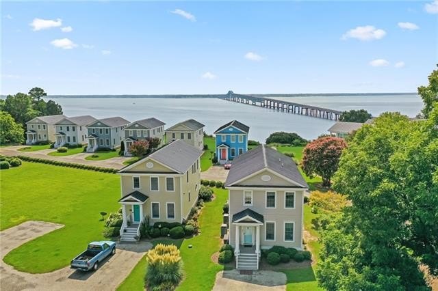 High Bank community with swimming pool, dock and sandy beach! - Beach Home for sale in White Stone, Virginia on Beachhouse.com