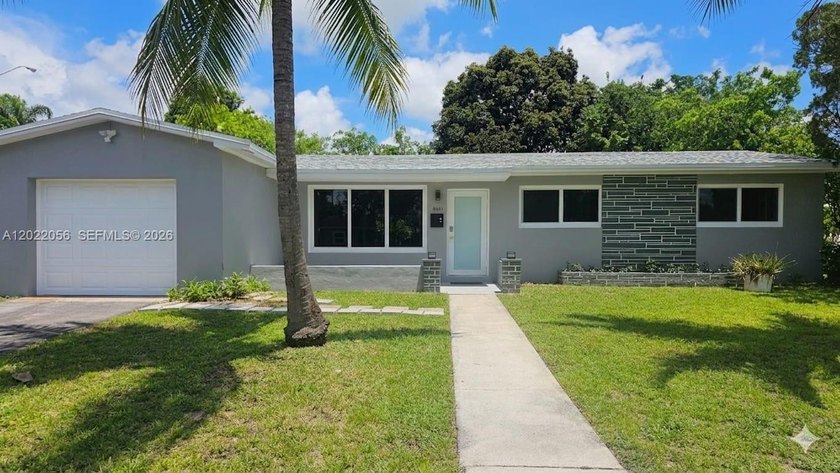 MODERN STYLE 4-bedroom, 2-bathroom single-family home in - Beach Home for sale in Pembroke Pines, Florida on Beachhouse.com