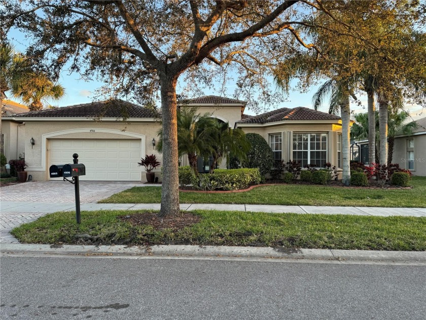 Welcome to Tampa's area Premiere resort style 55+ community - Beach Home for sale in Wimauma, Florida on Beachhouse.com