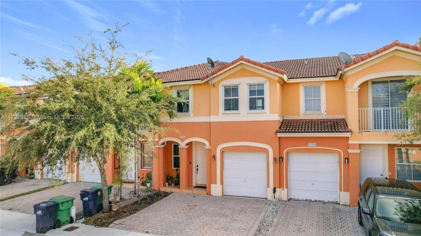 Beautiful 4 bedroom 2.5 bath townhouse situated in the - Beach Townhome/Townhouse for sale in Homestead, Florida on Beachhouse.com