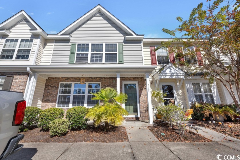 Welcome to this beautifully updated townhome! The upgraded - Beach Townhome/Townhouse for sale in Murrells Inlet, South Carolina on Beachhouse.com
