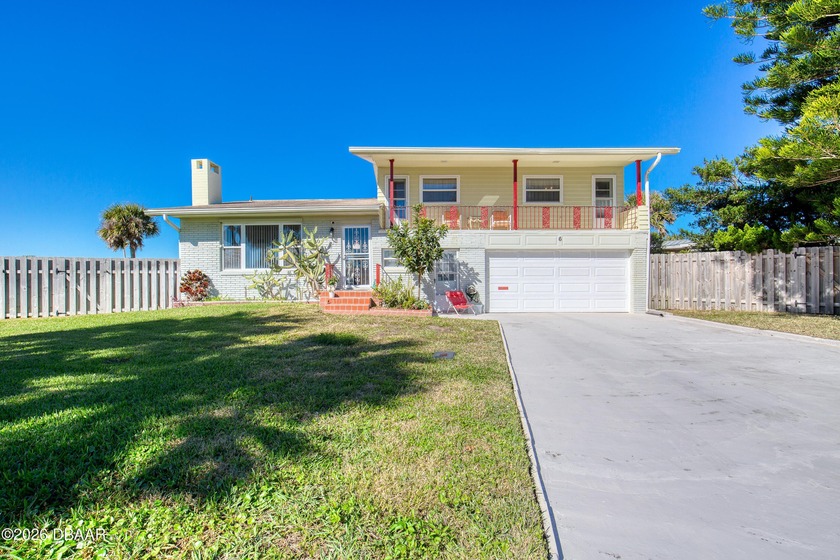 This Ormond by the sea home is situated at the head of a - Beach Home for sale in Ormond Beach, Florida on Beachhouse.com