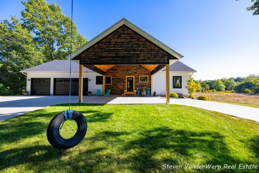 Welcome to 16240 Bucs Drive! Discover a rare blend of luxury - Beach Home for sale in Grand Haven, Michigan on Beachhouse.com
