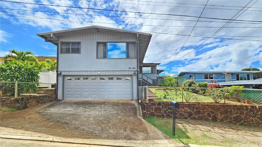 Spacious 3-bedroom, 3-bathroom home offers over 1800 square feet - Beach Home for sale in Waipahu, Hawaii on Beachhouse.com