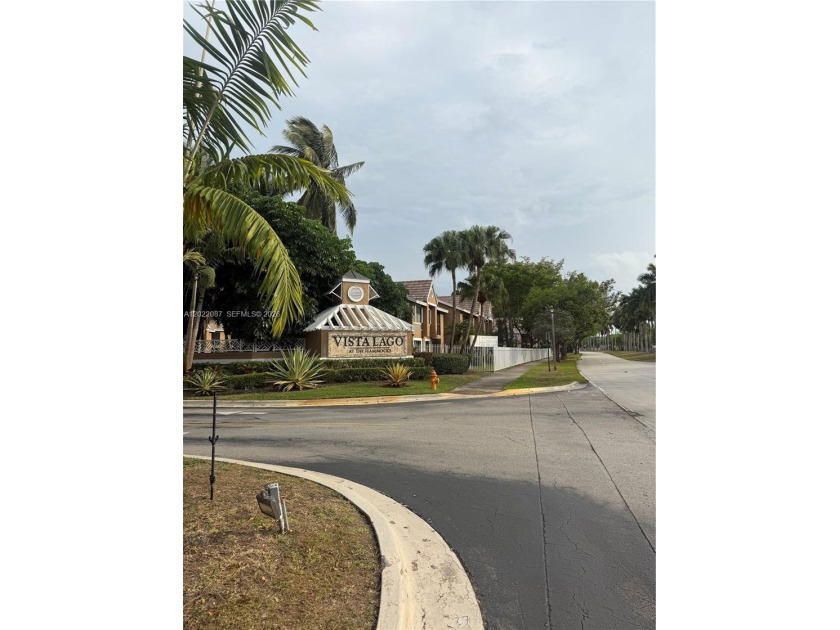 Welcome to this amazing 2 Br 2 Ba Apartment in Vista Lago at - Beach Condo for sale in Miami, Florida on Beachhouse.com