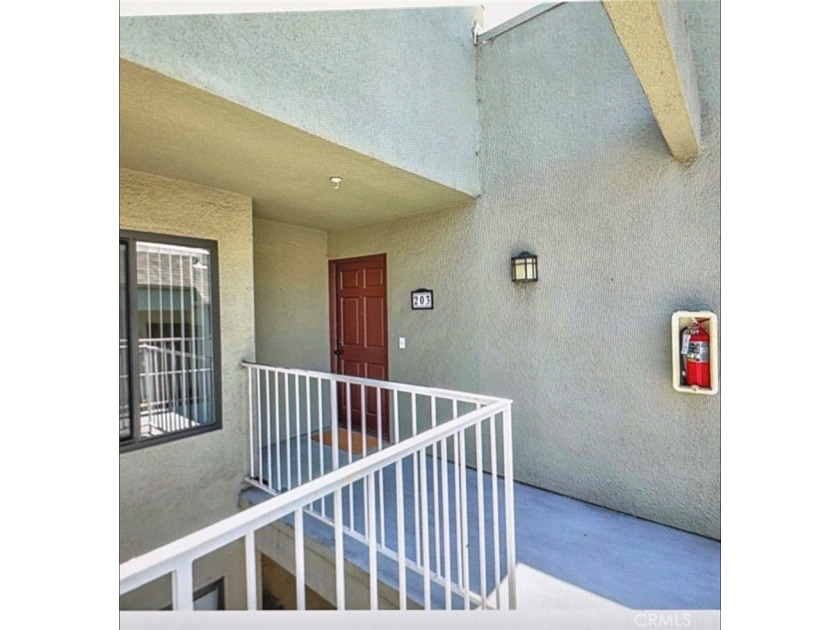Welcome to this beautiful 2-bedroom, 2-bathroom upper-level - Beach Condo for sale in Huntington Beach, California on Beachhouse.com