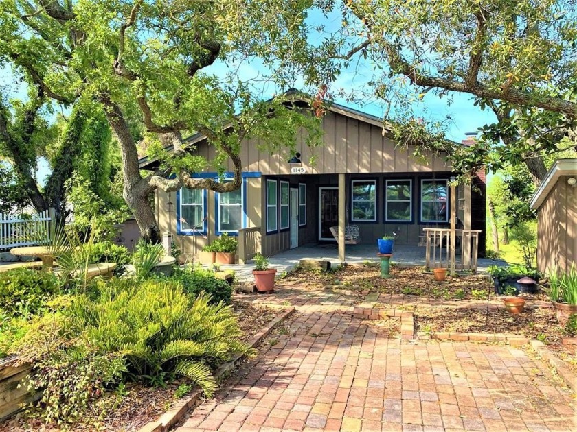 Wow!! Here's an unique opportunity to own a Lagoon-Front - Beach Home for sale in Port St Joe, Florida on Beachhouse.com
