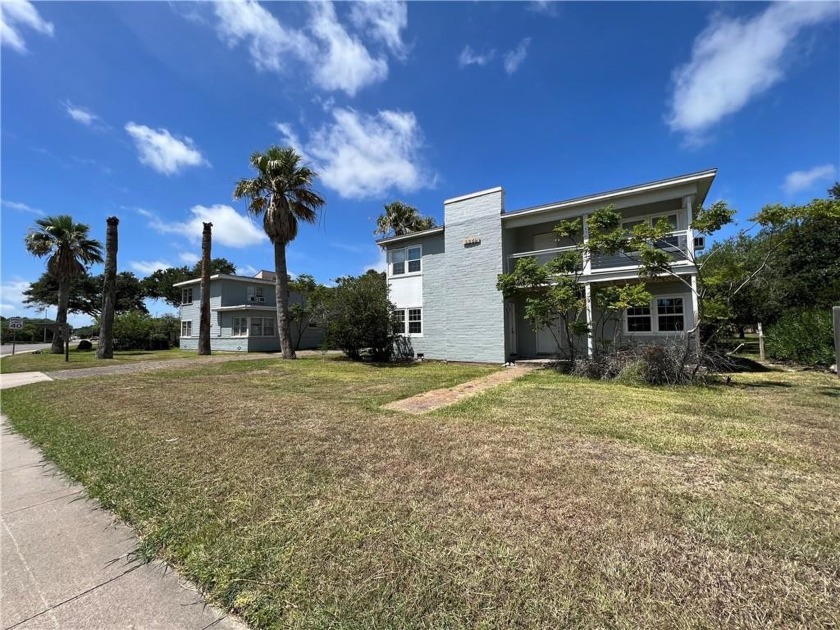 SHOWINGS SEPTEMBER 1ST*** A RARE redevelopment opportunity - Beach Home for sale in Corpus Christi, Texas on Beachhouse.com