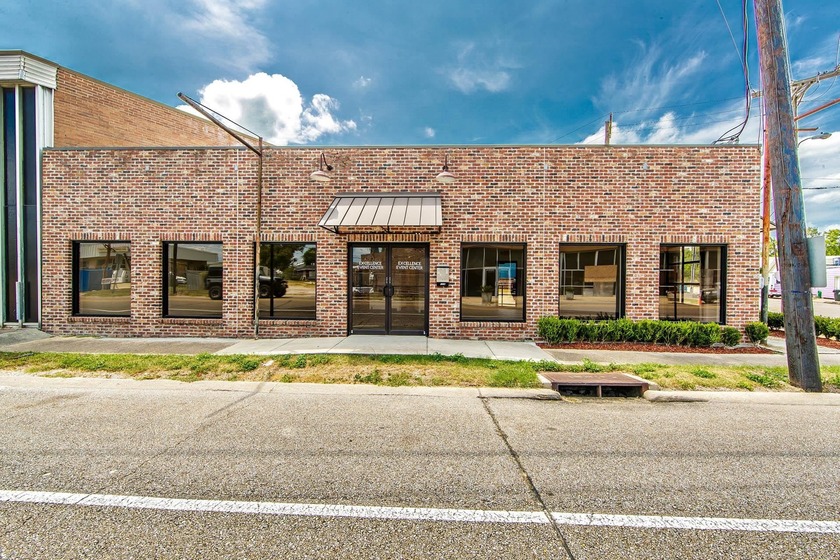 1236 Barrow Street is a gem! Completely rebuilt in 2020 this - Beach Commercial for sale in Houma, Louisiana on Beachhouse.com