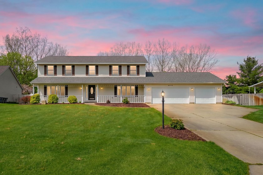 Elegant and beautifully updated home tucked away on a quiet - Beach Home for sale in Saint Joseph, Michigan on Beachhouse.com