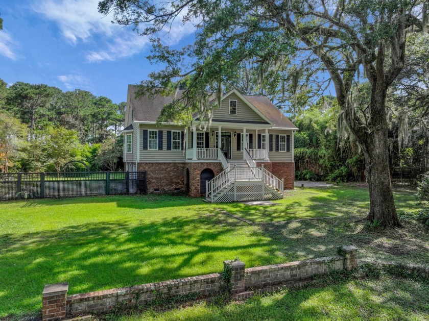 MOTIVATED SELLER!! Experience the perfect blend of quiet country - Beach Home for sale in Johns Island, South Carolina on Beachhouse.com