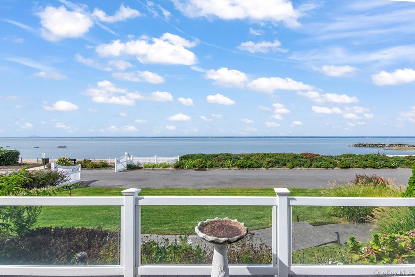 Location Location Location on desirable Mohring Bay Court! - Beach Home for sale in Bayville, New York on Beachhouse.com