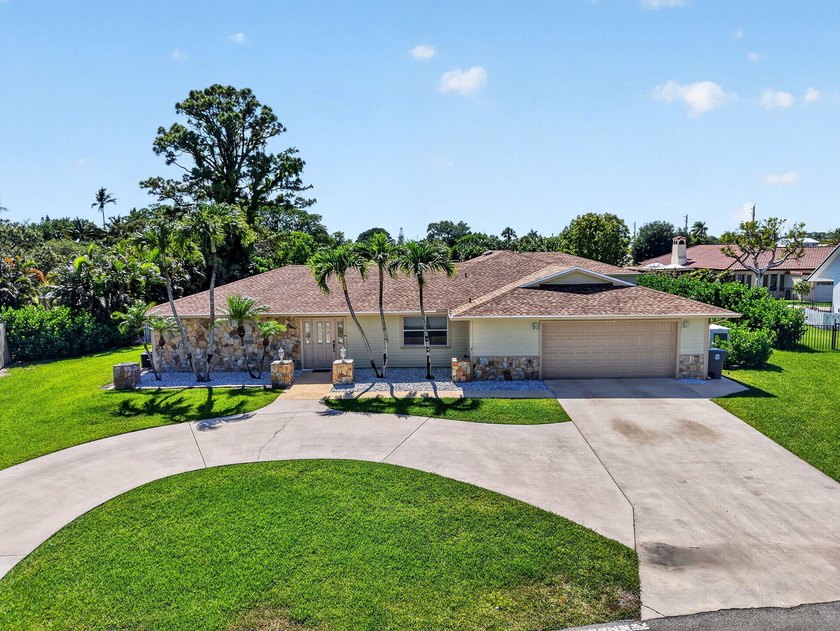 If you've been searching for space, flexibility & the chance to - Beach Home for sale in Boynton Beach, Florida on Beachhouse.com