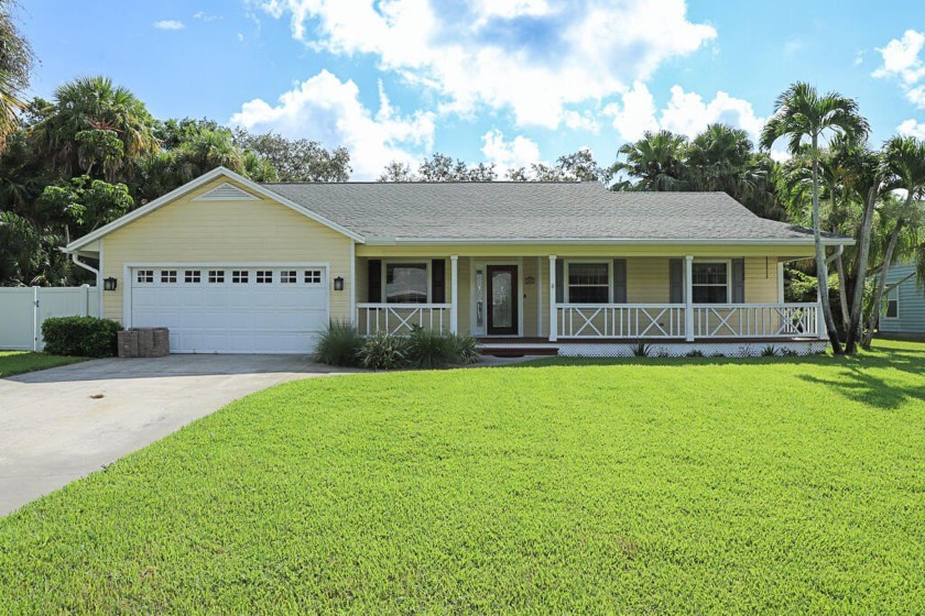 Beautiful 3 bedroom, 2 bath, 2 car garage, POOL home on a corner - Beach Home for sale in Vero Beach, Florida on Beachhouse.com