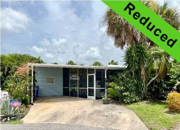 Discover this very affordable home located in the 55+ Resort - Beach Home for sale in Venice, Florida on Beachhouse.com