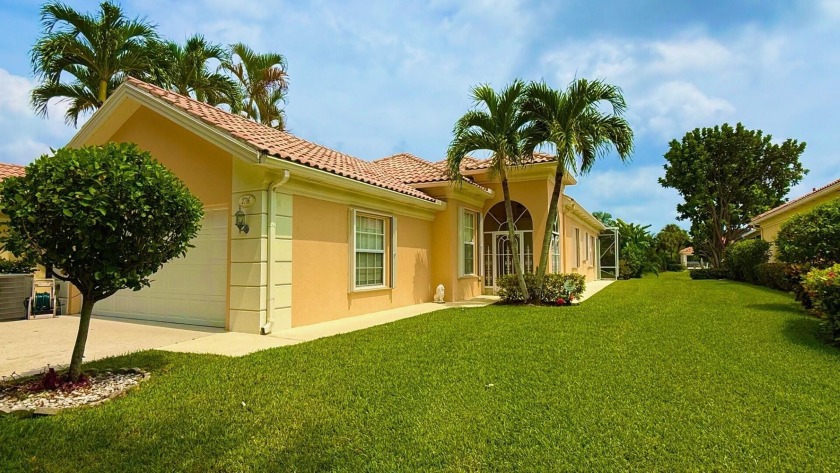 Meticulously maintained 3-bedroom, 2-bath single-family home - Beach Home for sale in West Palm Beach, Florida on Beachhouse.com