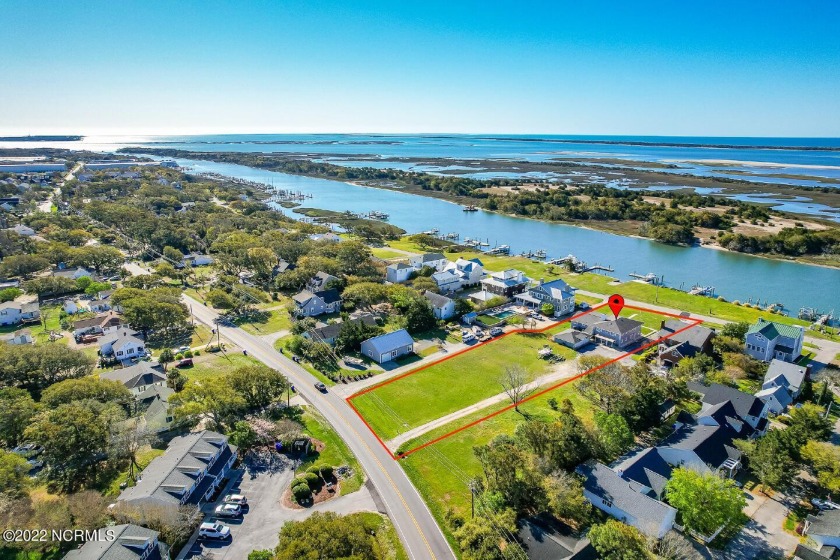 Beautiful lot from Taylor's Creek to Lennoxville Road featuring - Beach Home for sale in Beaufort, North Carolina on Beachhouse.com