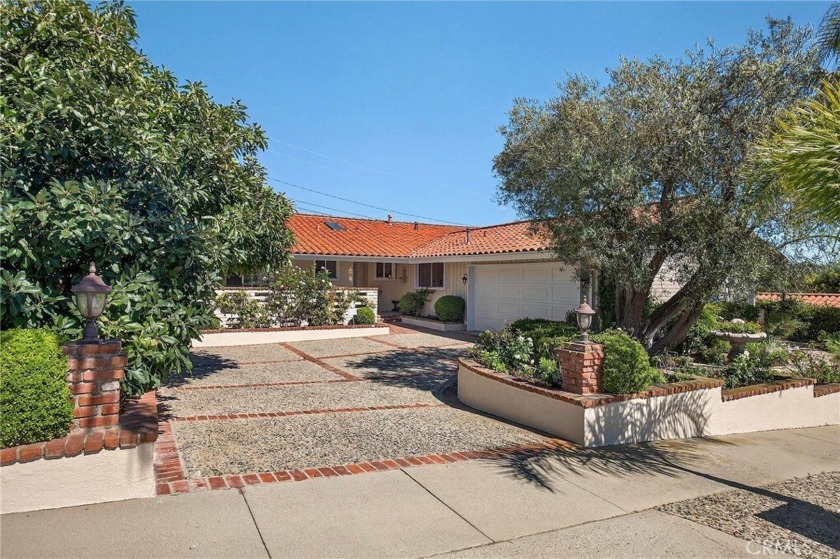 PRESENTING ~ 26119 Barkstone Dr. FEATURING ENDLESS - Beach Home for sale in Rancho Palos Verdes, California on Beachhouse.com
