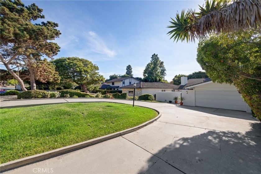 Welcome to 2541 Palos Verdes Drive West, this traditional home - Beach Home for sale in Palos Verdes Estates, California on Beachhouse.com