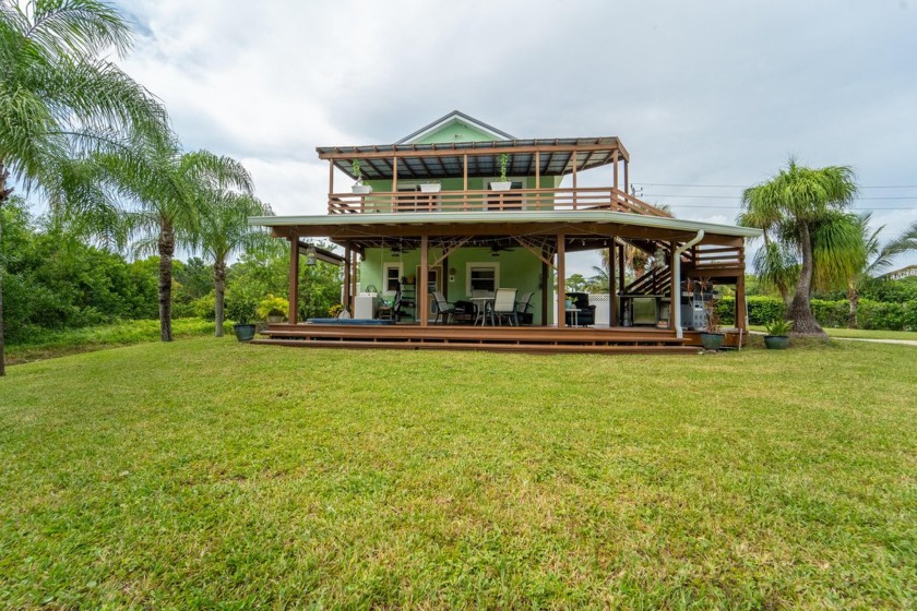 RARE FIND. OVER 1/2 ACRES!LOCATION. NO HOA. Feeling the need to - Beach Home for sale in Hobe Sound, Florida on Beachhouse.com