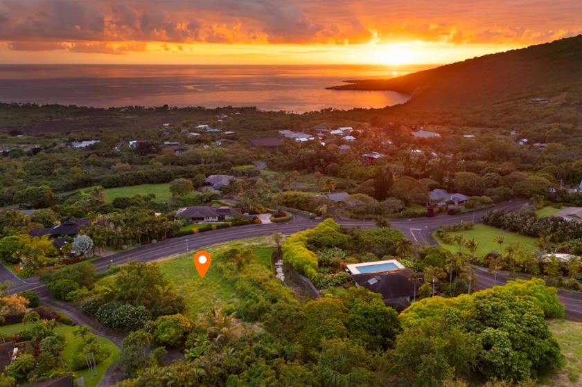 BEST PRICED LOT IN THE SUBDIVISION! COUNTY WATER AND UNDERGROUND - Beach Lot for sale in Kealakekua, Hawaii on Beachhouse.com