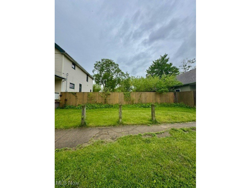 Land for sale. Build your dreams! Endless potential with a - Beach Lot for sale in Cleveland, Ohio on Beachhouse.com